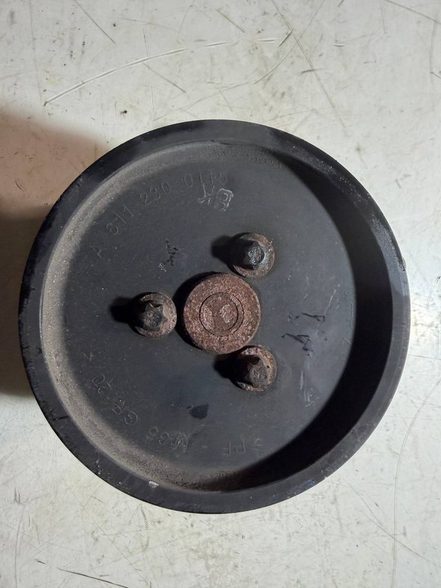 Bomba Dirección Mercedes A0074661301
