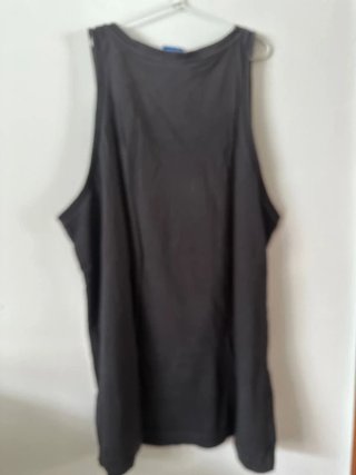 Camiseta tirantes Adidas negra