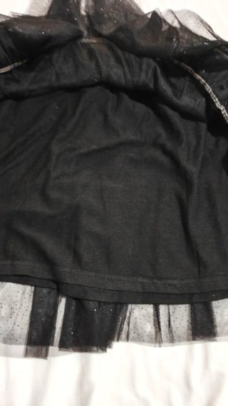 Falda negra con brillos