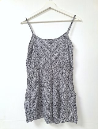 Mono corto estampado geométrico