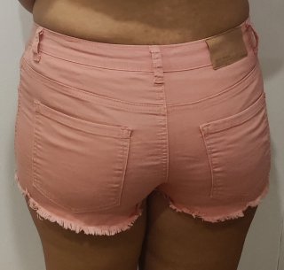 Pantalón corto rosa mujer