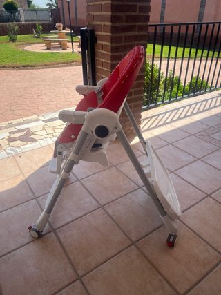 Trona Peg Perego Roja