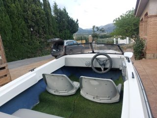 Lancha Motora Blanca