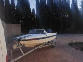 Lancha Motora Blanca