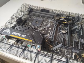 Placa Base ASUS TUF B450-PLUS GAMING