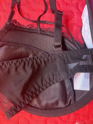 Sujetador push-up Lascana negro y blanco