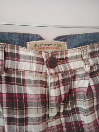 Shorts Stradivarius cuadros talla 36