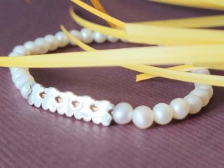 Pulsera Tous Straight Perlas y Plata