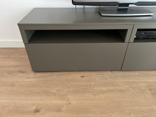 Mueble TV de madera lacado