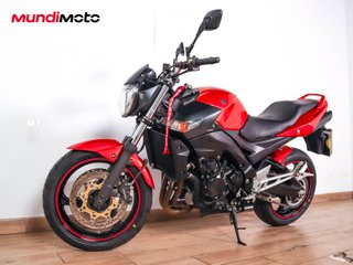 SUZUKI GSR 600