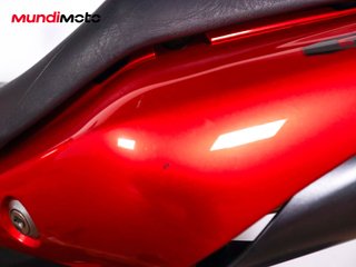 SUZUKI GSR 600