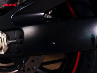 SUZUKI GSR 600