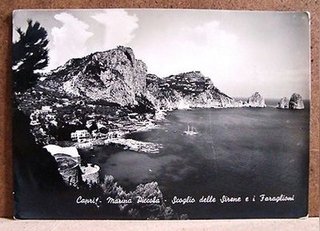 Capri - Marina Piccola - scoglio delle Sirene...