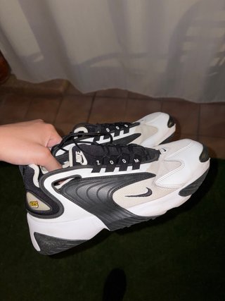 Nike Zoom 2K Blancas y Negras