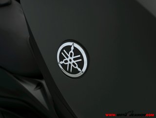 YAMAHA X-MAX 300 -APTA A2- GARANTÍA OFICIAL