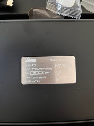 Teclado Mecánico R75 Royal Kludge