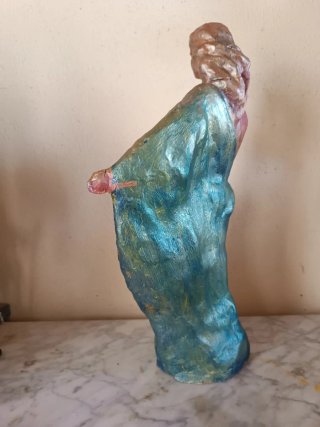 Figura Mujer con Niño Metalizada