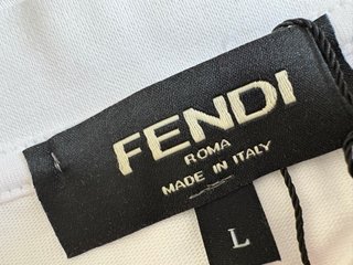 Camiseta Fendi Logo Oro y Negro
