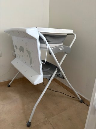 Mueble bañera cambiador plegable