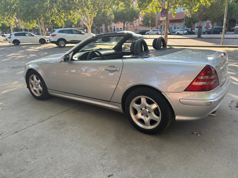 Mercedes-Benz SLK 2003 - foto 1
