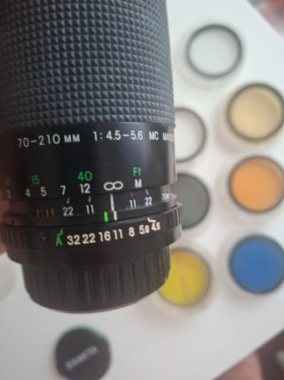 Objetivo Exakta MC Macro 70-210mm + filtros