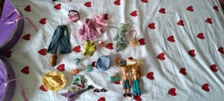 Cofre Bratz con 4 muñecos y accesorios