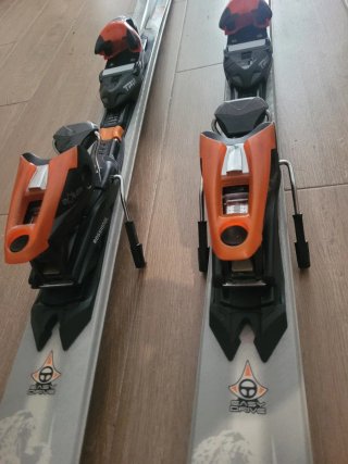 Rossignol ZTS Oversize 154cm Esquís + Fijaciones