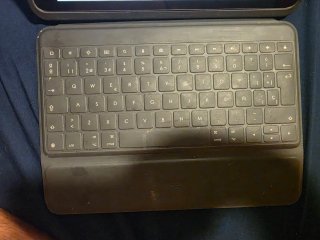 Ipad a 2602 de 256 gb más teclado