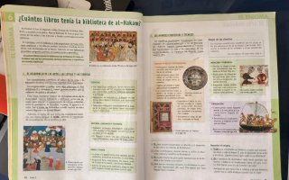 LIbros de texto geografia e historia 2 ESO.