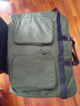 Bolsa porta trajes militar verde