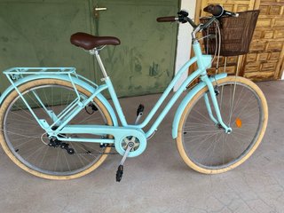 Bicicleta Urbana Btwin Verde Agua, de paseo