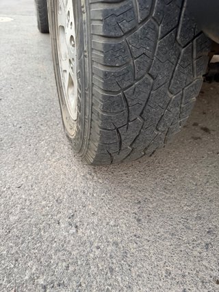 Se venden 4 ruedas 70x30  245 75 r16  M+S