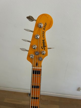 Squier CV 70s Jazz Bass 5 cuerdas negro