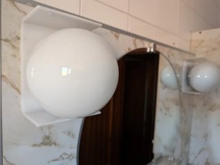 Espejo de baño con luces y repisa