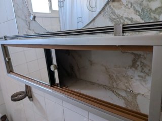 Espejo de baño con luces y repisa