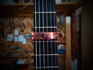 Cejilla Artesanal Cocobolo Guitarra Clásica