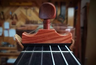 Cejilla Artesanal Cocobolo Guitarra Clásica
