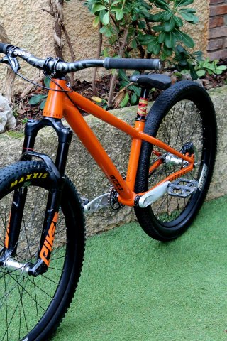 Commencal Absolut 26 Dirtjump
