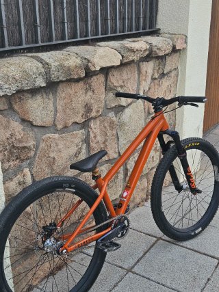 Commencal Absolut 26 Dirtjump