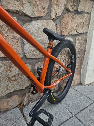 Commencal Absolut 26 Dirtjump