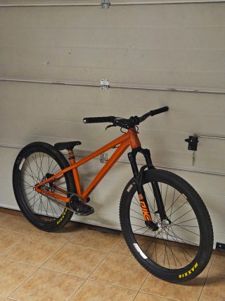 Commencal Absolut 26 Dirtjump