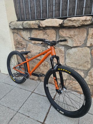 Commencal Absolut 26 Dirtjump