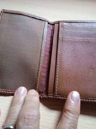 Cartera Pielnoble Marrón Cuero Genuino.