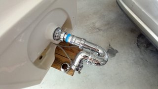 Lavabo ROCA blanco con grifo