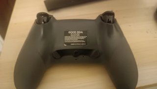 PS4 (PlayStation 4) Negra + Mando