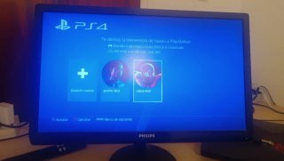 PS4 (PlayStation 4) Negra + Mando