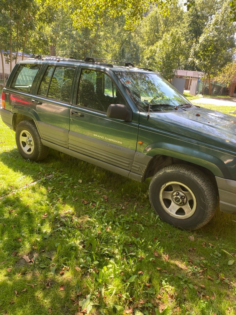 Jeep Grand Cherokee 1997 - foto 1