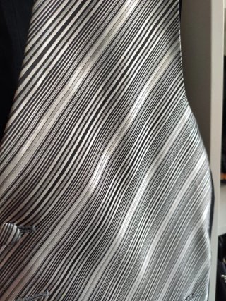 Traje de novio chaleco y corbata