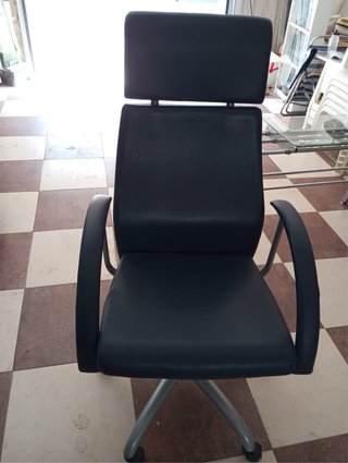 Silla de oficina ergonómica azul marino, ajustable