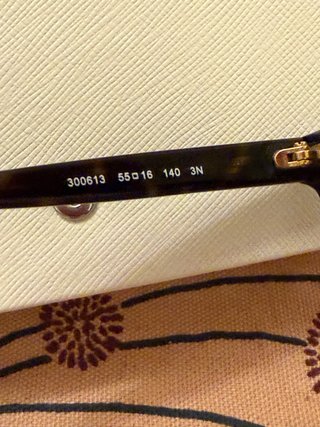 Occhiali da sole Michael Kors con custodia